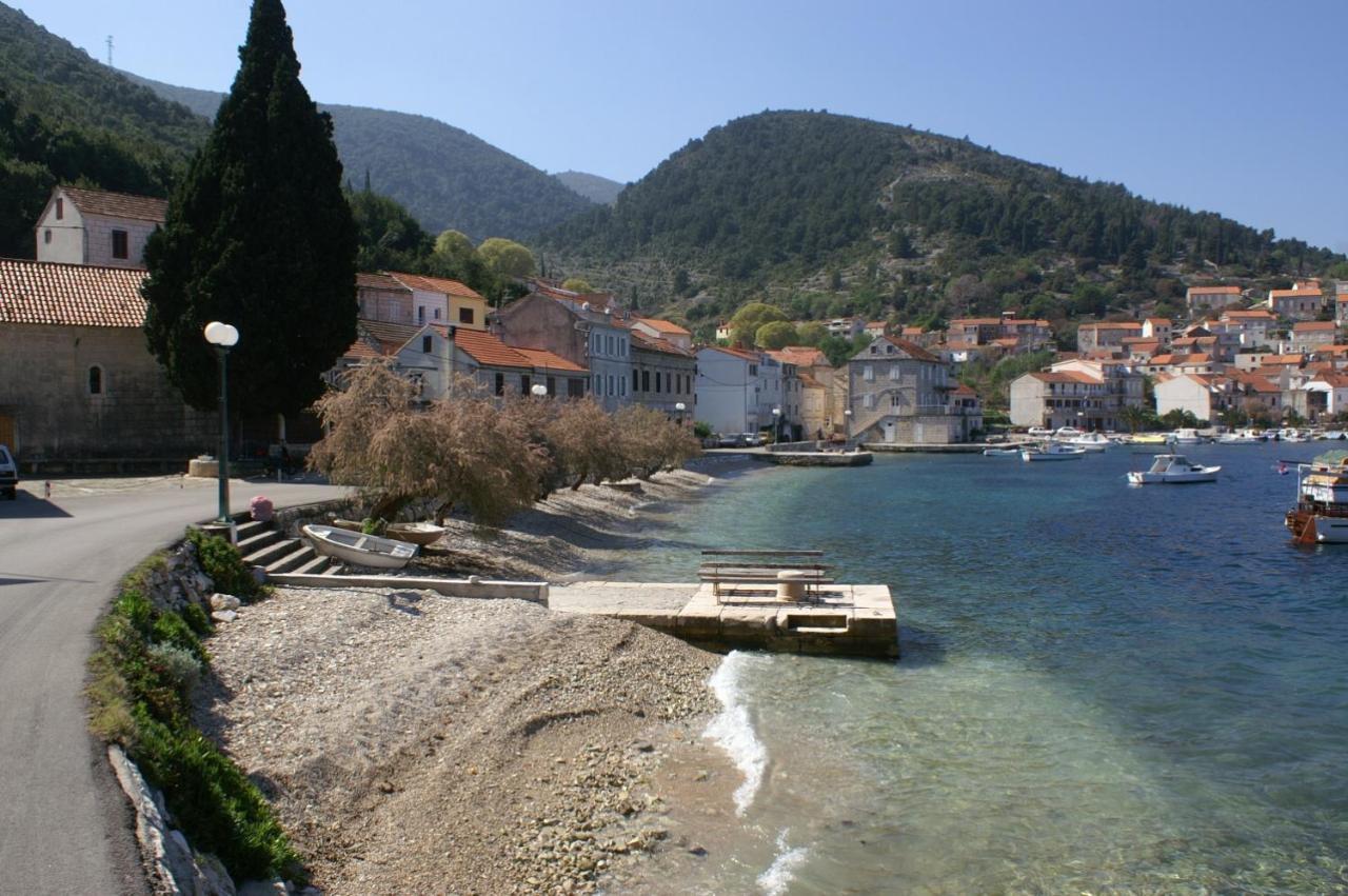 Apartments And Rooms By The Sea Racisce, Korcula - 4341 Eksteriør billede